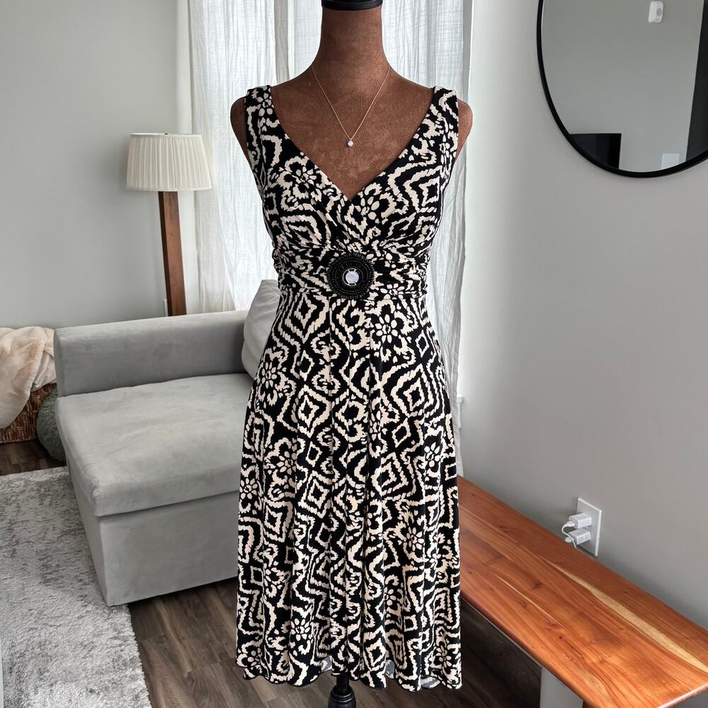 2000s En Focus Studio Geometric Floral Midi Dress Black Cream Beaded Medallion 6